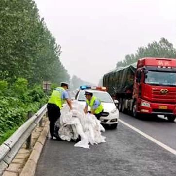 河南天气预报最新消息,本周多地迎降雨降温,需注意防范强对流天气 河南天气预报最新消息,本周多地迎降雨降温,需注意防范强对流天气